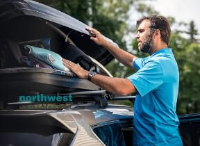 ma safely using roof rack for car