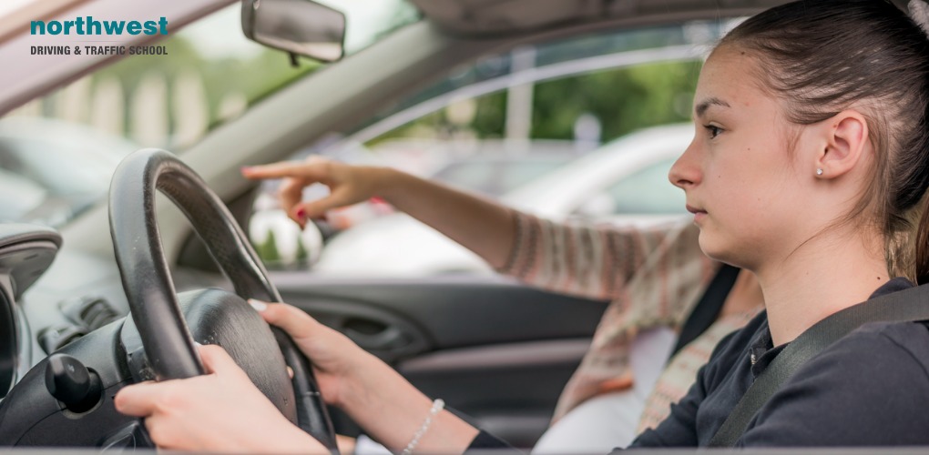 teen-learning-to-drive